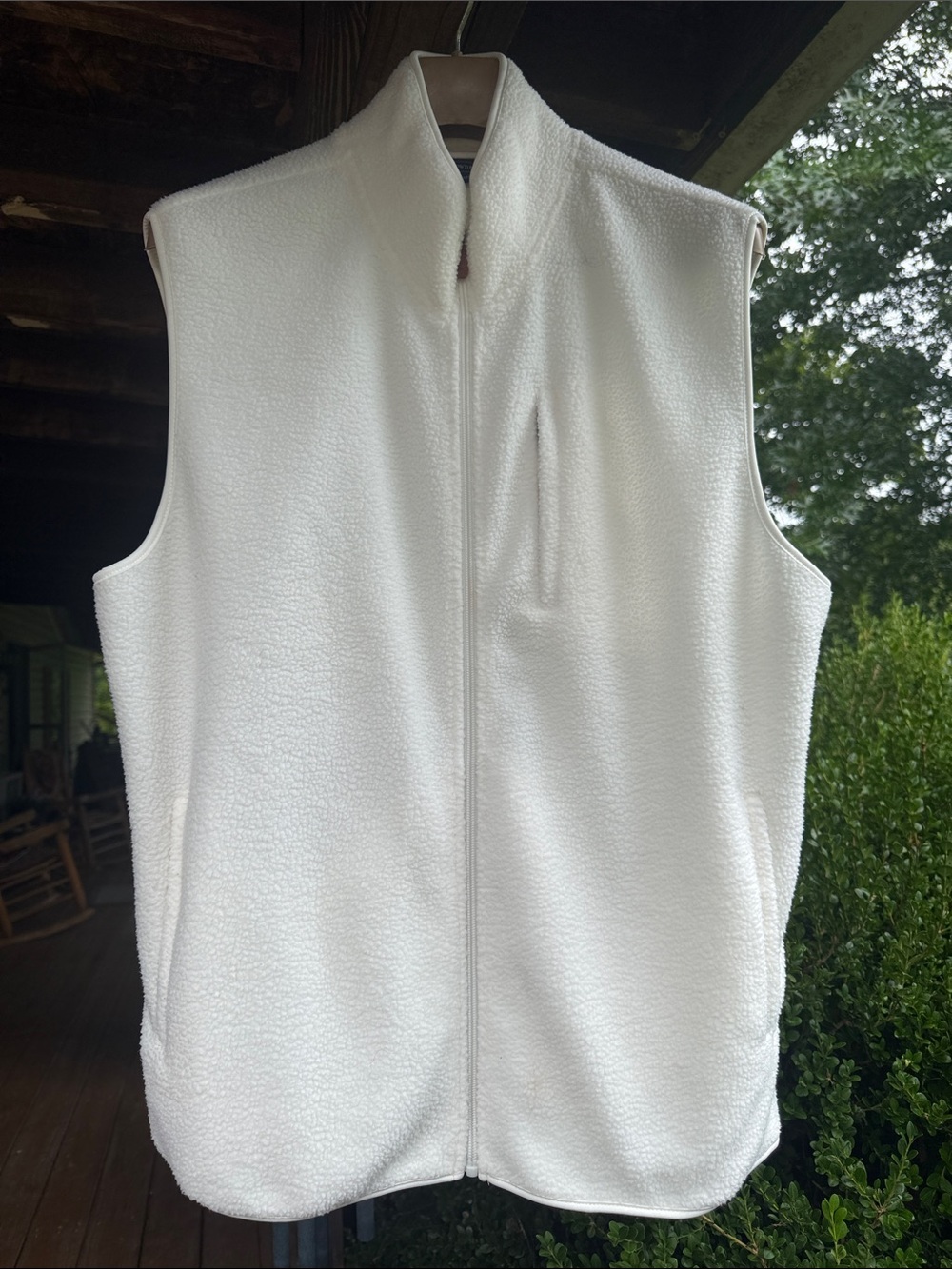crown & ivy Cream Fleece Vest